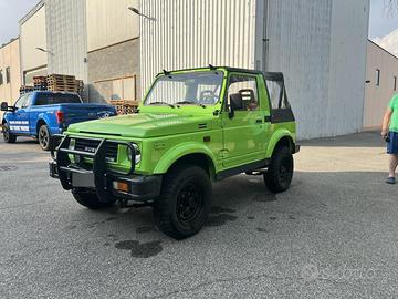 Suzuki Samurai Santayna, compleo 1989