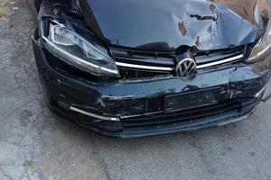 Volkswagen Golf 7 1.6 TDI 2018 INCIDENTATA 150.000