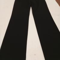 Pantaloni neri vita bassa . 