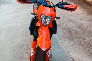 KTM 690 smcr 2024