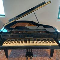 Pianoforte a coda GROTRIAN STEINWEG mod. 140