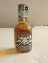 Mignon scotch whisky Chivas Regal