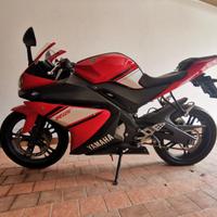 Yamaha YZF R125 - 2010