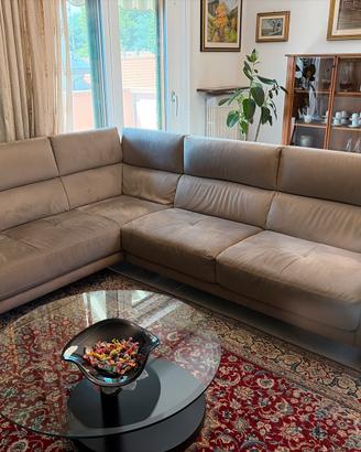 Divano soggiorno “Divani&Divani by Natuzzi” Lieto