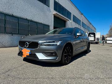 Volvo iva esposta V60 150cv. automatica/autocarro