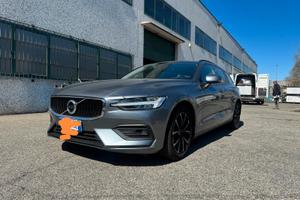 Volvo iva esposta V60 150cv. automatica/autocarro