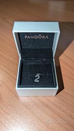 Charm Pandora numero 2