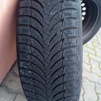 4 cerchioni acciaio  + 4 gomme 50% invernali