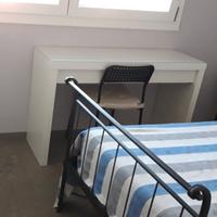 DA GIUGNO CASA condiv.ne camera /bagno pers.le