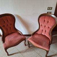 Coppia di sedie imbottite stile classico in legno