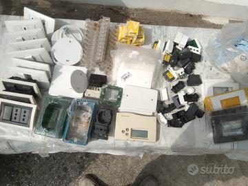 Materiale per elettricisti