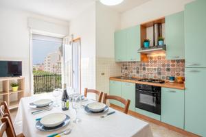 Casa del Corso in Centro POZZALLO 50m Spiaggia