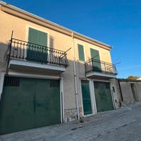 Palazzo Adriano - Casa su due piani e mansarda