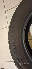 Gomme auto