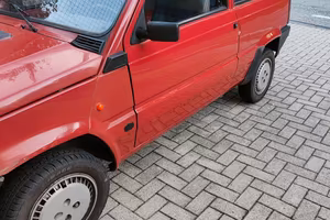 Fiat panda yang
