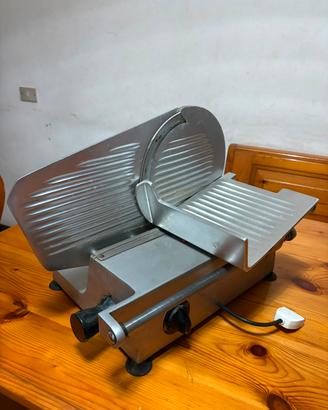 Affettatrice diam. 250 mm