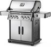barbecue-a-gas-rogue-525-napoleon