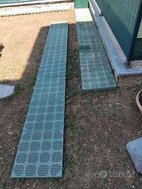 Piastrelle da incastro in Pvc da giardino 