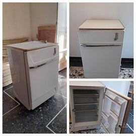 Frigo vintage da dipingere artisticamente