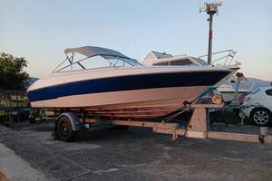 BAYLINER CAPRI 18 OPEN- 120cv-  OLTRE 40 KTS- 7 PO