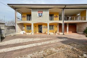 VILLA SINGOLA A DELLO