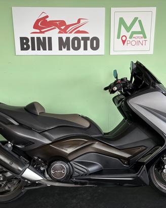 YAMAHA T-MAX 530