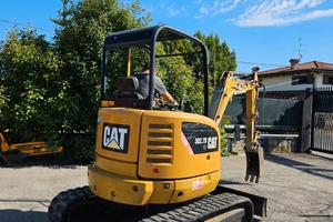 E245 - ESCAVATORE CATERPILLAR 302.7