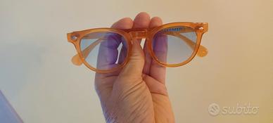 occhiali da sole