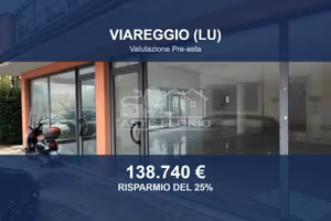 Immobile in asta di 350 m² a Viareggio