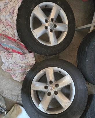 4 cerchi da 16 per nissan qashqai