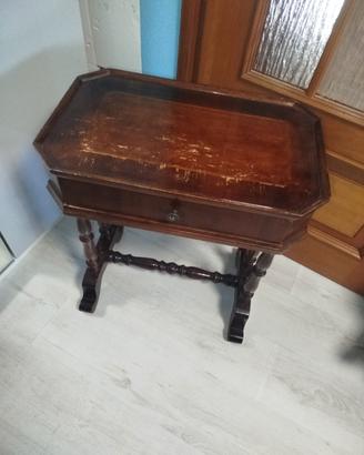 Tavolino vintage ‘800 in legno con cassetto