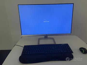 PC ASUS  i3 4GB DDR RAM. CON MONITOR HP 24"