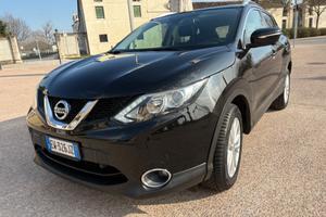 Nissan Qashqai 1.5 dCi *navi*tetto. Pronta al uso