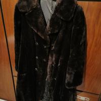 Cappotto donna nero in finta pelliccia
