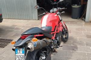 ducati Monster 695