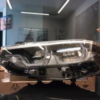 coppia fari anteriori bmw m4