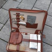 set cura estetica da viaggio vintage 