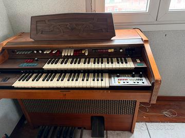 Organo Farfisa