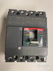 Interruttore magnetotermico ABB Tmax 160 A