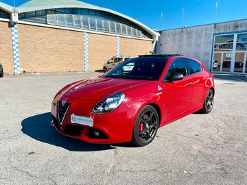 Alfa Romeo Giulietta 1750 Turbo TCT Quadrifoglio V