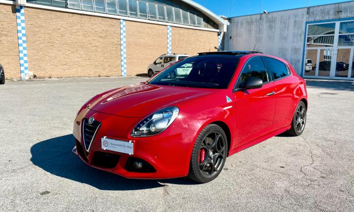 Alfa Romeo Giulietta 1750 Turbo TCT Quadrifoglio V
