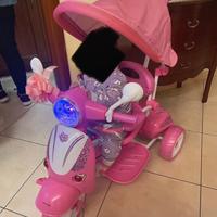 Triciclo scooter bimba