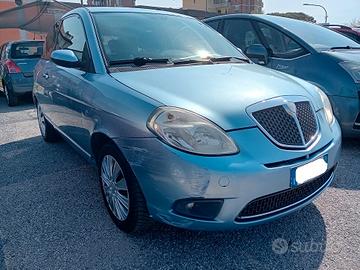 Lancia Ypsilon 1.2 Argento