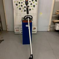 Zappatrice-sarchiatrice a batteria Pellenc