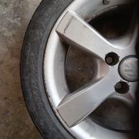 Gomme più cerchi in lega da 15