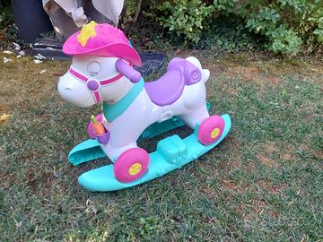 Cavallo a dondolo Chicco