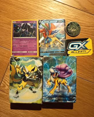 2 mazzi carte Pokemon + accessori& carte speciali