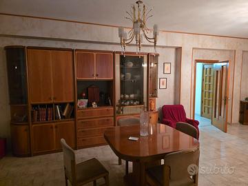 Arredamento salone completo