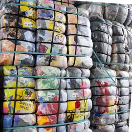 Stock abbigliamento al kg