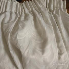 Coppia tende bianche damascate 270x180 cm l'una 